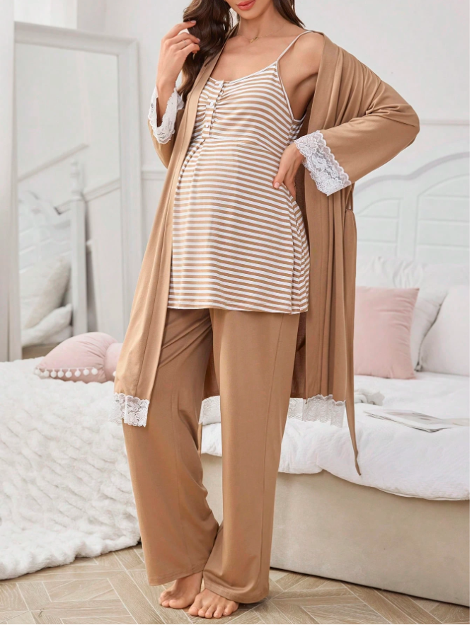 Women Maternity With robe