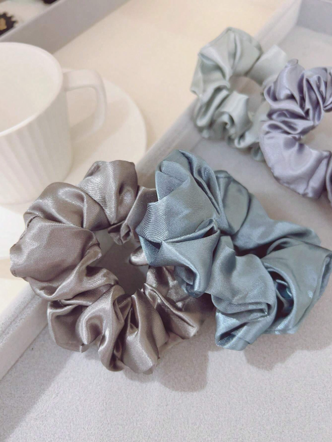 12pcs Women's Colored Cloth Elastic Hair Ties