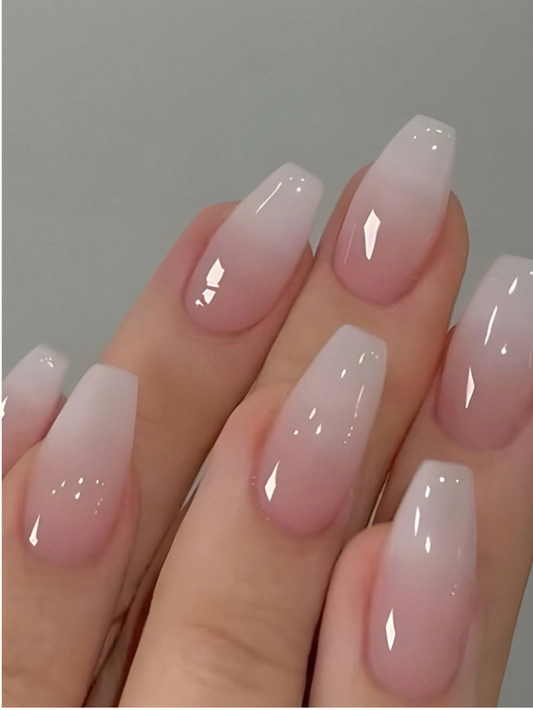 24pcs Short Nail Kit Suitable For Women Pin
