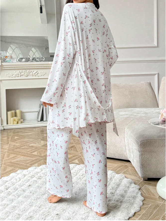 Women Maternity With robe