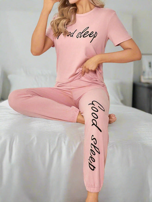 2pcs Women's Homewear Set - Letter print T-shirt and pants.