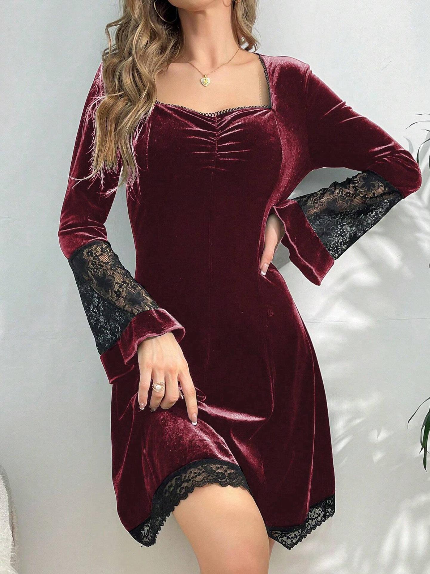 Ladies Velvet Sleepwear Dress With Lace Splicing