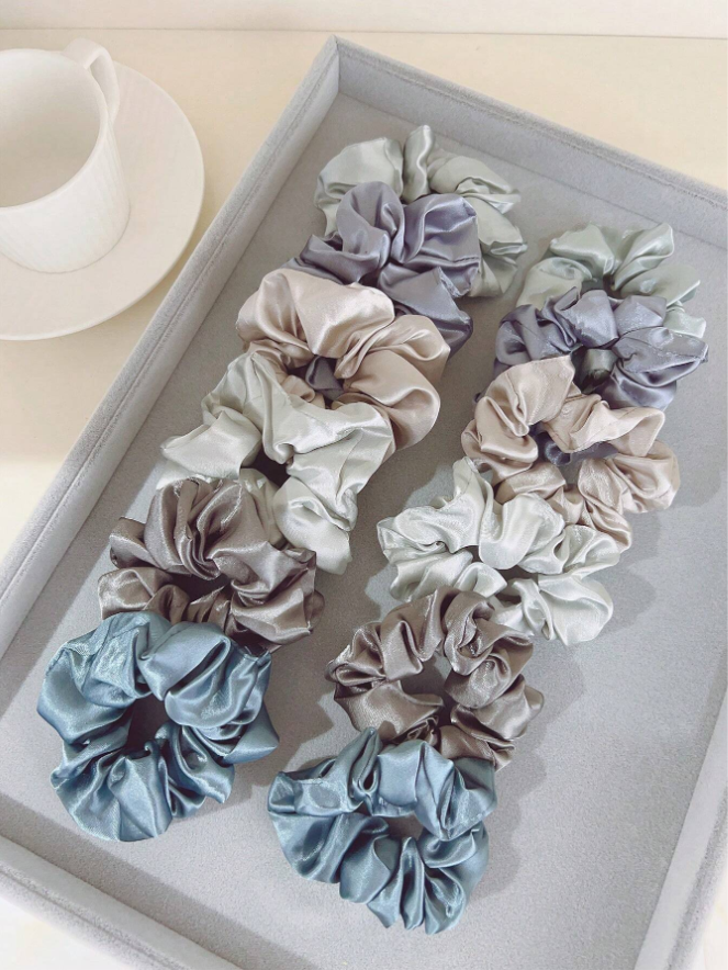 12pcs Women's Colored Cloth Elastic Hair Ties