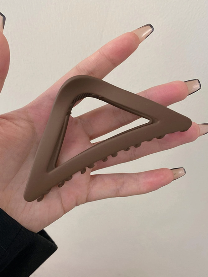 3pcs Women Black Khaki Triangle Design Hair Claw Casual